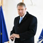 iohannis nu are nici cea mai mica intentie sa plece va ramane la cotroceni pana la instalarea noului presedinte 679c9ef5d3e9a