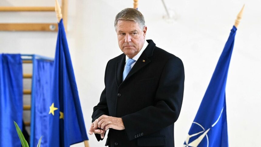 iohannis nu are nici cea mai mica intentie sa plece va ramane la cotroceni pana la instalarea noului presedinte 679c9ef5d3e9a