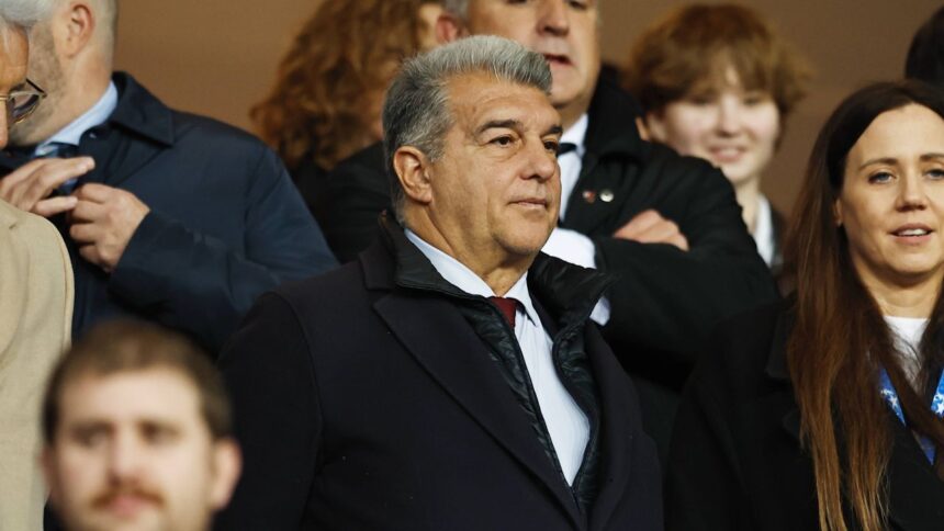joan laporta mesaj dur pentru jucatorul abandonat pe aeroport nu mi pasa de el daca a negociat cu real madrid cand era la barca 67864bd0e02d6
