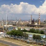 kmg confirma ca vrea sa extinda pe piata internationala intentionand sa adauge la portofoliul de rafinarii format din petromidia si vega din romania si pe cea lukoil din bulgaria 6785344dbcefc