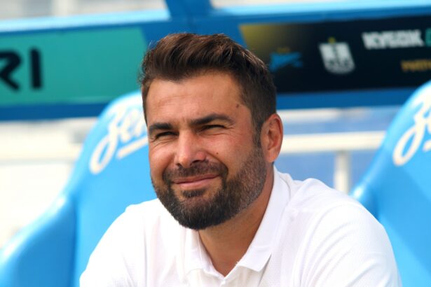 masina pe care adi mutu o conducea prin milano la 20 de ani am intrebat cand e ziua de salariu la inter voiau doar ferrari si lamborghini 67812f38bfada
