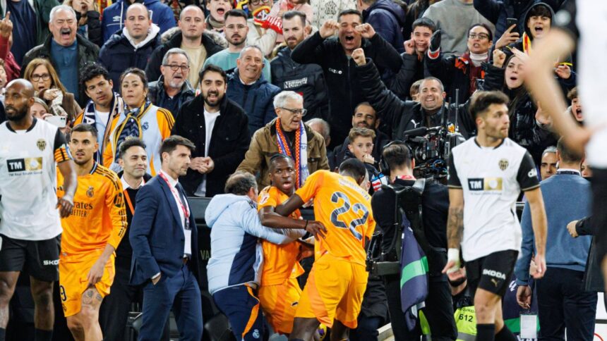 mesajul lui vinicius jr dupa ce a fost gata sa sara la gatul arbitrului in meciul cu valencia 6779276241f4d