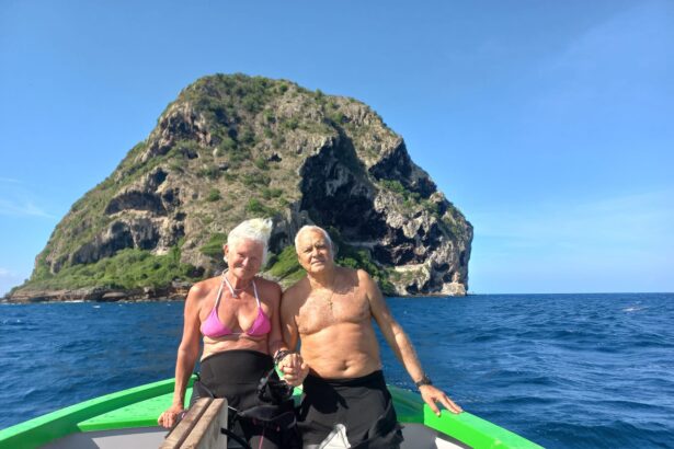 mesajul monicai tatoiu de ziua sotului ei victor cei doi au sarbatorit in marea caraibilor astazi capitanul face 71 de ani 677d1b41af299