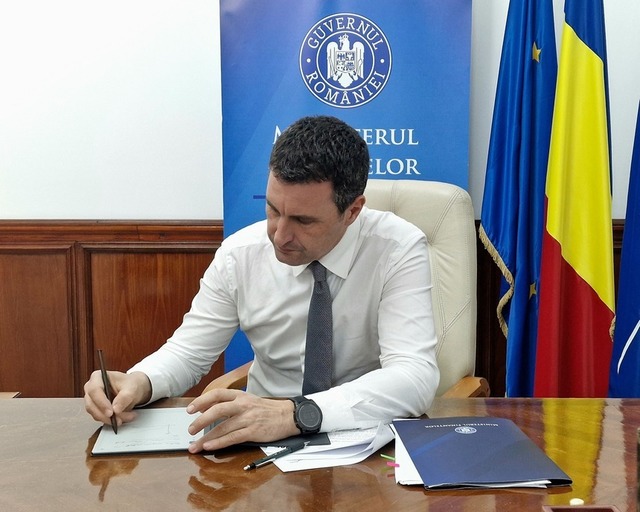 ministrul de finante vrea sa scada volumul tranzactiilor cash si schimba legea insolventei 678820ffb4f9c