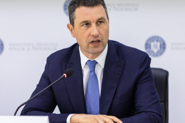 ministrul finantelor a prezentat bugetul pe 2025 in coalitie tanczos barna punem statul la dieta 679919fb40f95