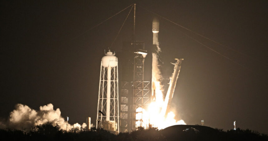 modulele de aselenizare resilience si blue ghost au fost lansate cu succes cu o racheta spacex cand vor ajunge pe luna 6787707b81383
