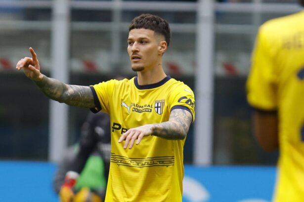 mutarea anticipata la fiorentina dupa ce dennis man s a accidentat in ac milan parma 6796448b057d6