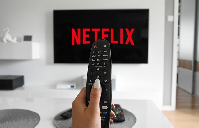 netflix mizeaza pe evenimente sportive si continut de succes pentru a atrage abonati si venituri publicitare numarul abonatilor ar fi crescut cu 9 milioane trimestrul trecut 678b8274d225f