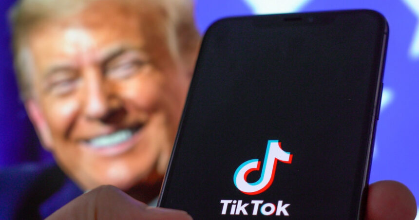 news alert tiktok isi restabileste serviciile in sua ca urmare a eforturilor presedintelui trump aplicatia a inceput sa revina online 678d6cbcadcec