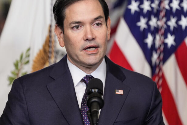 noul secretar de stat al sua ameninta regimul din afganistan tocmai am aflat ca talibanii detin mai multi ostatici americani 6795dfacd6363