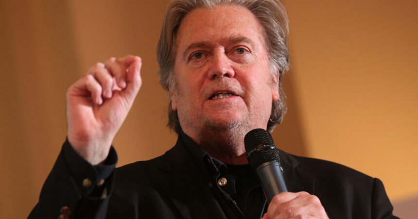 nu e liniste in tabara lui trump steve bannon promite sa l tina departe de casa alba pe elon musk este malefic vrea doar bani 6784cd6d52847