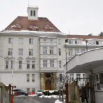 o femeie a fugit din maternitatea brasov iar medicii au alertat autoritatile unde au gasit o jandarmii 677bb59fa8a81
