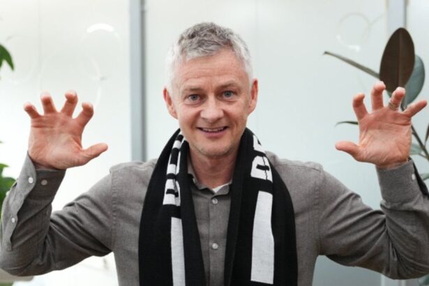 oficial dupa patru ani de pauza ole gunnar solskjaer a semnat cu o noua echipa 678a4ea52fe2a