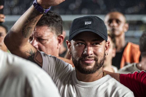 oficial neymar a semnat printul este pe drum 679c8ec3d9018