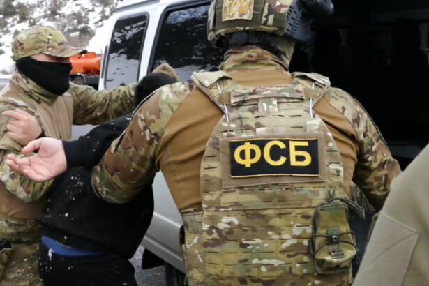 patru tineri din rusia suspectati de planificarea unui atentat la ekaterinbug au fost arestati de fsb 67795ff418d6a