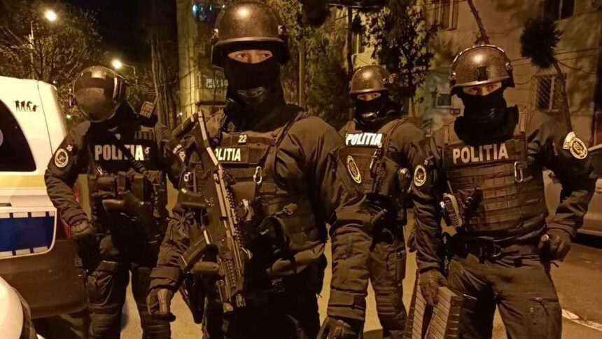 perchezitii intr un dosar de uz de fals fals informatic acces ilegal la un sistem informatic si fals privind identitatea doi barbati sunt cercetati in acest caz 67863a37384e5