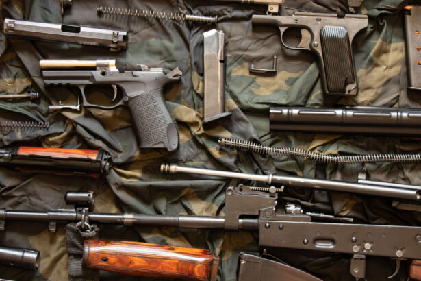 peste 1000 de perchezitii in ucraina intr o ancheta privind traficul de arme si munitii 679215169e6ae