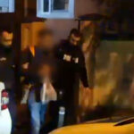 prima retinere dupa mitingul pro georgescu barbatul care a vandalizat masina unor jurnalisti si a petrecut noaptea in arest 678222d8d2d3c