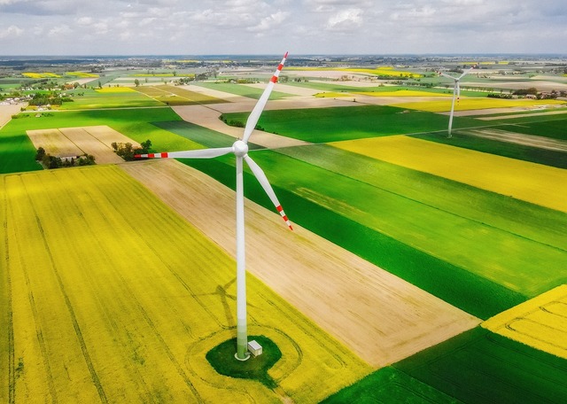 producator maghiar de energie avand in spate gigantul mol si fonduri de investitii se pregateste sa intre si in romania cu un buget de peste 2 miliarde euro vom deveni un campion regional 678f64ef0bffc