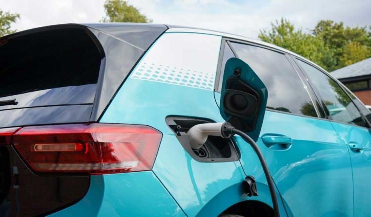 producatorii si importatorii auto propun o valoare a tichetului pentru achizitia de masini electrice de 8 500 de euro 679a831b21f18