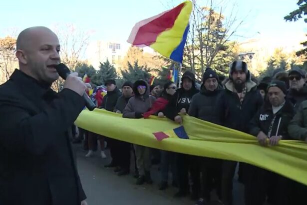 protestul de la constanta deputatul hristu s a manifestat si pentru civilii dintre noi jos iohannis video 678bb76be86d1