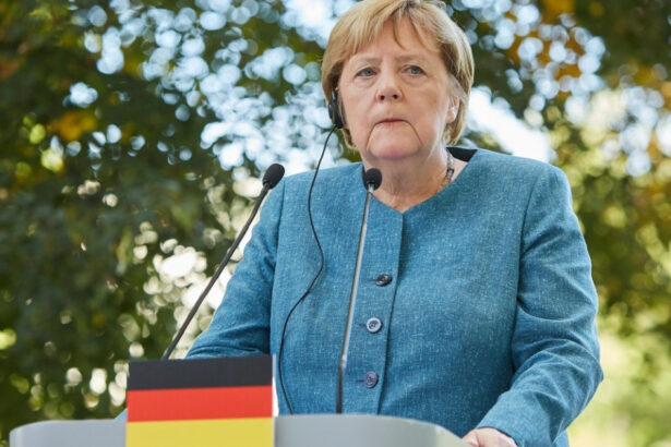 reactia angelei merkel dupa ce uniunea crestin democrata a votat alaturi de extremisti in parlament cred ca este gresit 679b75c31f123