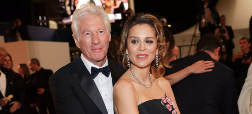 richard gere s a mutat in spania de dragul sotiei si spune ca este mai fericit ca niciodata a fost foarte generoasa oferindu mi sase ani in care a trait in lumea mea 67920ff1f38bb
