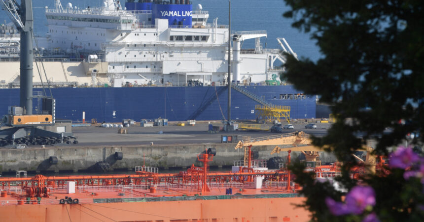 scaparea din sanctiunile impuse de ue care permite petrolierelor rusesti sa fie reparate in franta si danemarca 678680bace159