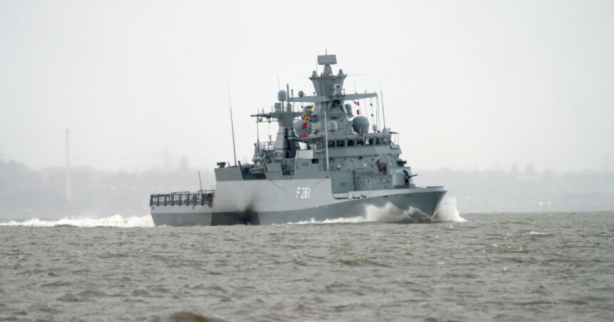 Scholz anunță că Berlinul va trimite nave militare în Mare Baltică, după avarierea a două cabluri submarine. 1 scholz anunta ca berlinul va trimite nave militare in mare baltica dupa ce doua cabluri submarine au fost avariate 67863a871ef19