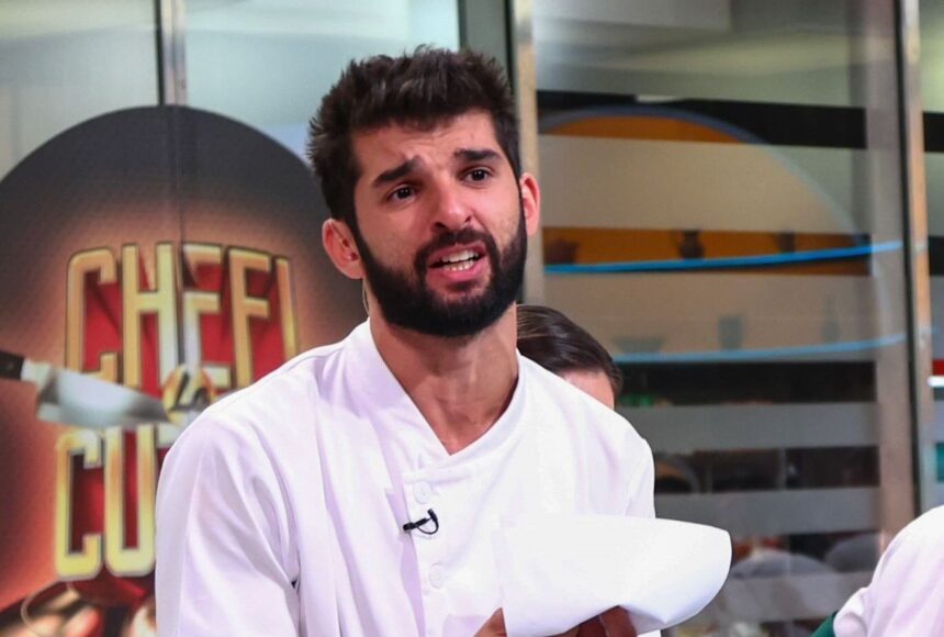 secretul bine pazit al lui richard abou zaki jurat la chefi la cutite are 4 frati pe care nu i a vazut niciodata ei nu stiu ca eu exist 678e1f488b2ae