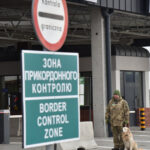 seful serviciului vamal din ucraina suspectat ca nu a declarat bunuri in valoare de peste 100 000 de dolari 677ce3f108782