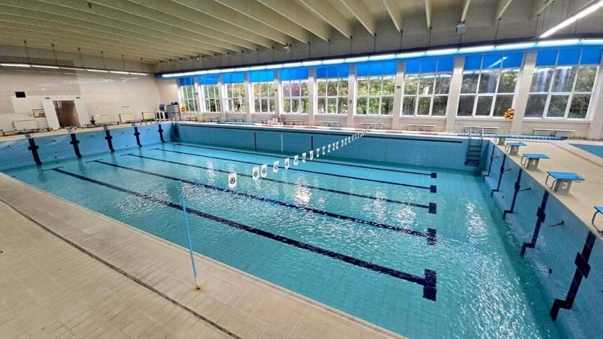 semnal de alarma tras in privinta bazinului de la palatul copiilor printr un maraton de inot 67912296bedb5