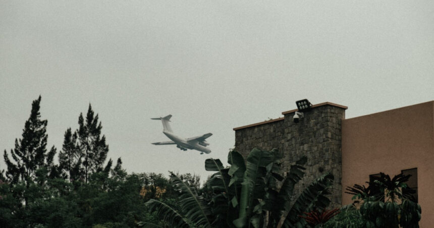 situatie tensionata in congo rebelii controleaza aeroportul din goma sua ar fi cerut personalului ambasadei sa plece din tara 6799d7a832bab
