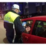 sofer beat si cu permisul suspendat implicat intr un accident pe strada corbului 67811922595cf