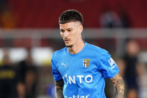 ultimele informatii despre transferul lui dennis man la fiorentina 679113ff0be1c