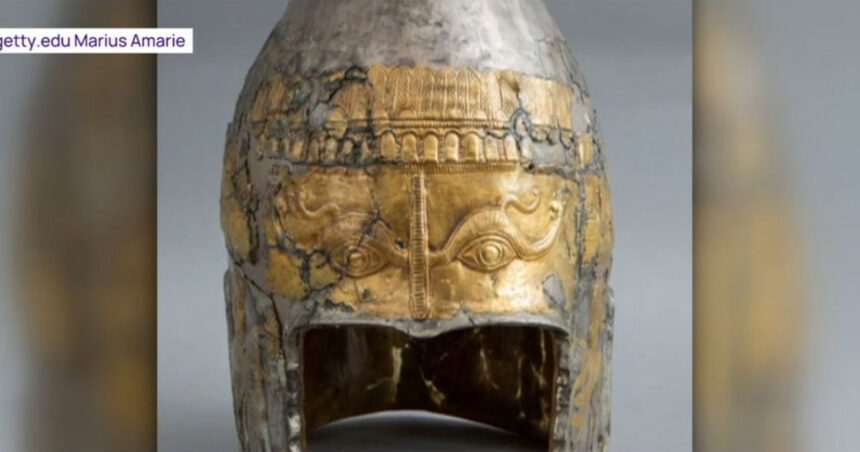 un alt coif getic din patrimoniul romaniei coiful de la agighiol aflat in los angeles a fost in pericol din cauza incendiilor 6799ddcd93052