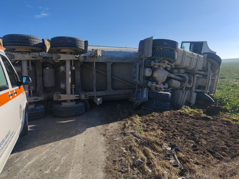 un alt tir s a rasturnat astazi pe dn2a intre mihail kogalniceanu si ovidiu 678a4595a4bd4