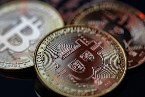 un barbat a aruncat din greseala la gunoi bitcoini in valoare de 710 milioane de euro si nu mai poate sa i recupereze 67837b812461c