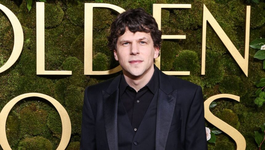 un celebru actor american nominalizat la oscar a vizitat timisoara ce i a spus copilului sau dupa vacanta in romania locul unde a pornit revolutia impotriva lui ceausescu 6798c772e0036