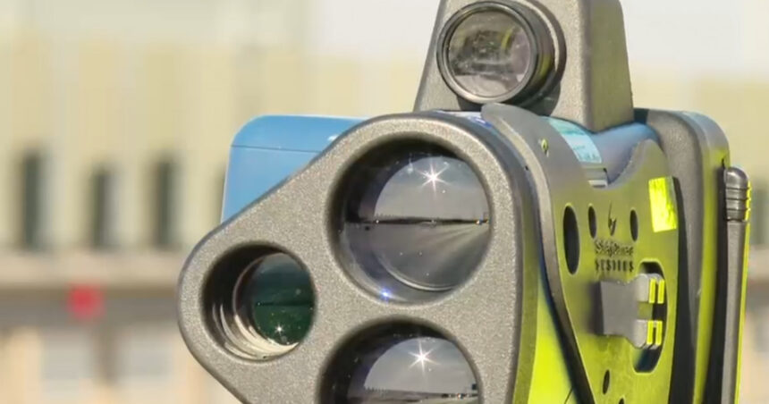 unde ajung imaginile filmate de camerele de viteza politist avem o imagine clara inclusiv asupra conducatorului auto 6781732264e12