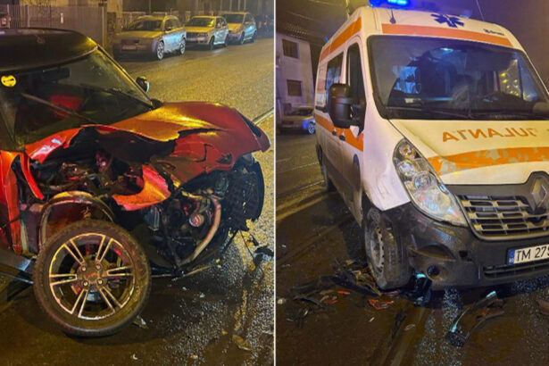 video accident rutier in timisoara o ambulanta care transporta un pacient la spital a fost lovita de un sofer de 16 ani 6790b2926d864