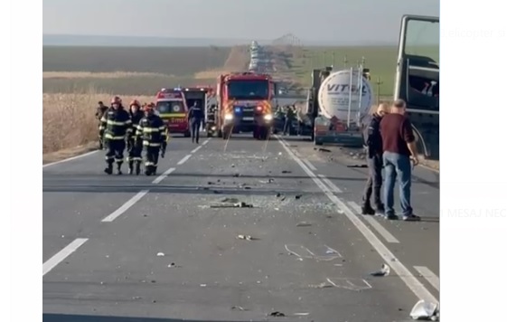 video accident rutier intre stupina si harsova a intervenit elicopterul smurd mai multe persoane au ajuns la spital 6798e7f449f4d