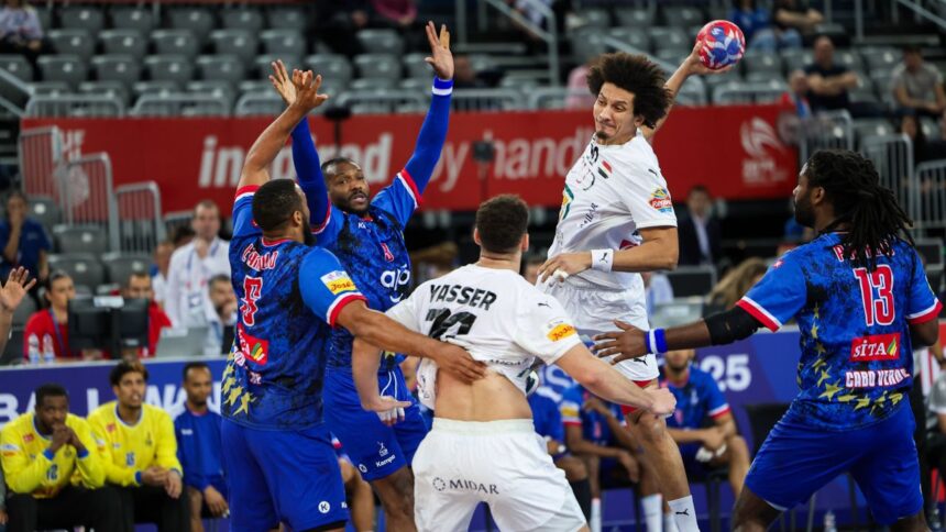 video ali zein si haniel langaro de la dinamo continua alaturi de coechipierul miklos rosta cursa pentru medalii la campionatul mondial 6797534f57545