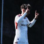 video atacantul roman cu meciuri in premier league si la liga debut cu gol din lovitura libera pentru echipa din mls 679c809e70f13