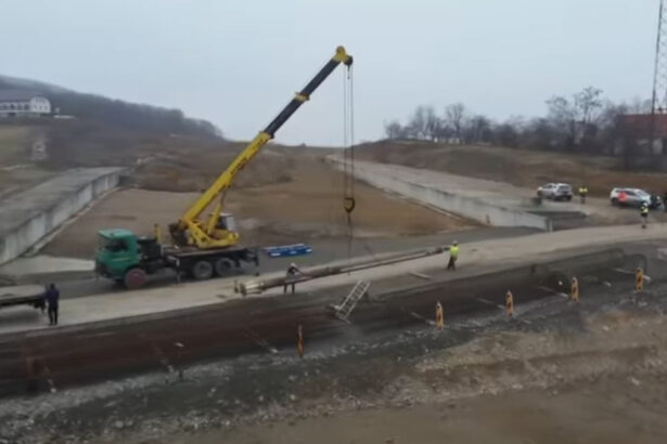 video au inceput lucrarile pe suplacu de barcau chiribis parte a autostrazii transilvania cand vor fi finalizate 6795ce57d7d12