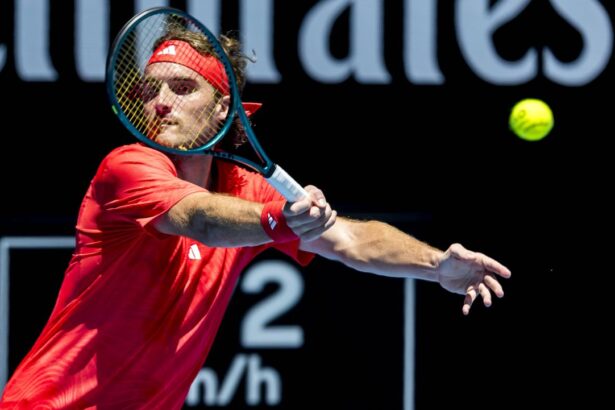 video despre cine vorbeste declaratii incredibile facute de tsitsipas dupa ce a fost eliminat prematur la melbourne 67850160baf33