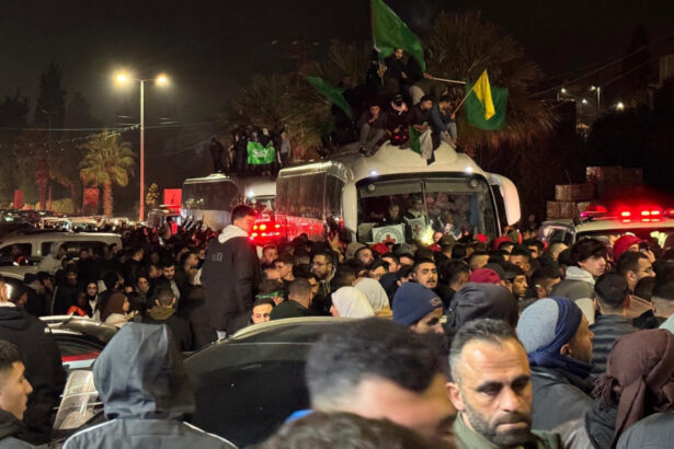 video israelul a eliberat primii 90 de palestinieni in urma armistitiului cu hamas 678df735999f3