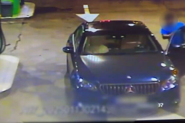 video masina furata dintr o benzinarie din capitala in timp ce proprietarul s a dus sa plateasca faptasul a provocat un accident 67852f686e04d
