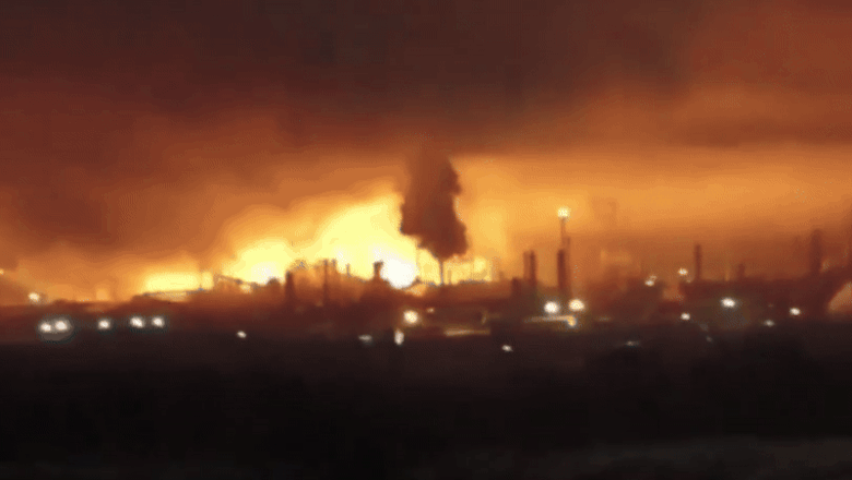 video pagube importante la o rafinarie lukoil a patra din rusia ca productie dupa ce a fost atacat de drone ucrainene 679a20b696a2f