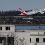 video pilotii au mai raportat incidente la limita unei coliziuni cu elicoptere in zona aeroportului reagan din washington 679c72d3d25e4